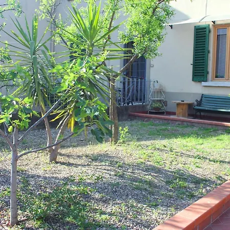 L' Oasi Del Cervo - Casa Con Giardino E Posto Auto, Uscita Autostrada A11 Holiday home *